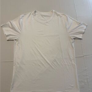 Lululemon License to Train Tee Men’s Medium White Performance Shirt